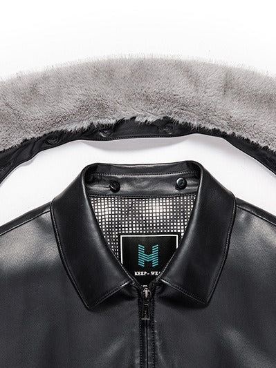 Close-up of a MONO//FIT business casual men's jacket featuring a stylish collar and soft lining